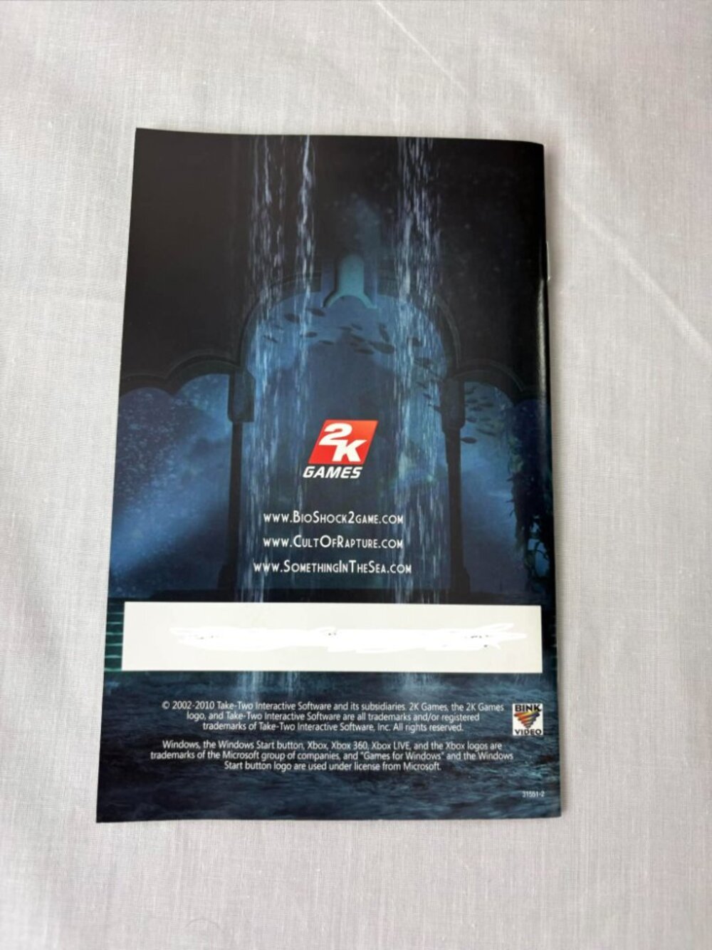 BioShock 2 PC DVD - 2010 - CIB w/Manual - Windows Live Game Complete - Picture 4 of 6